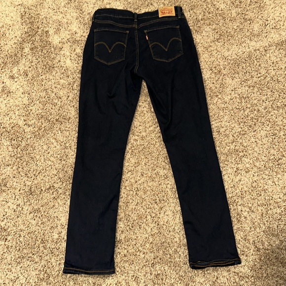 Levi’s - Picture 3 of 8